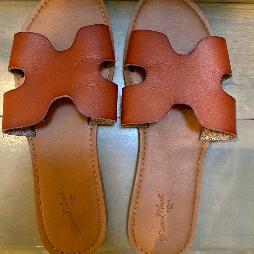 Leather sandals
